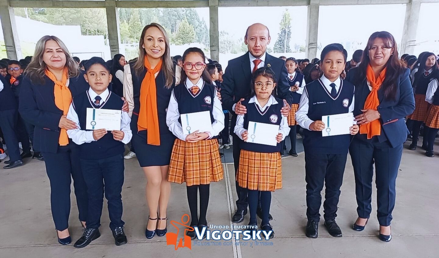 La UE Vigotsky reconoció el rendimiento excepcional de sus estudiantes