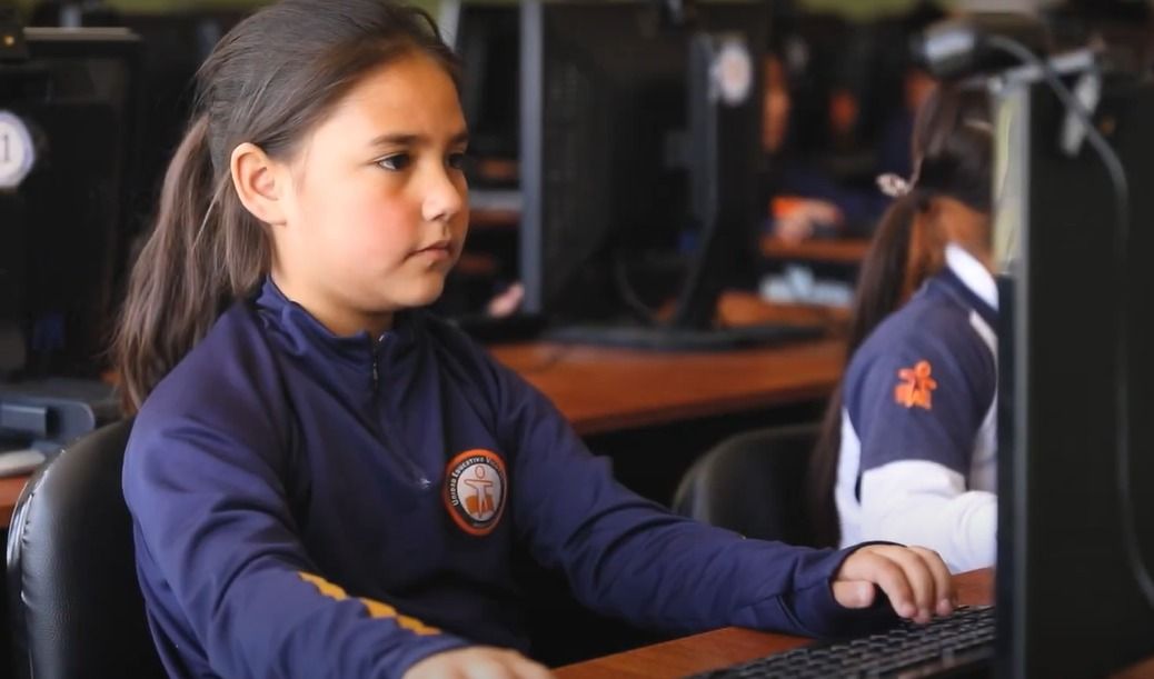 ¿Cómo apoyar a tus hijos durante clases online?